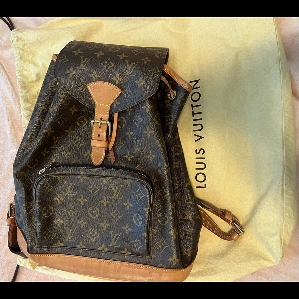 Authentic Montsouris GM